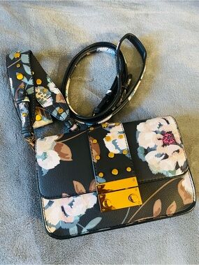 Black Floral Crossbody Bag with Gold Plate & Detachable Strap